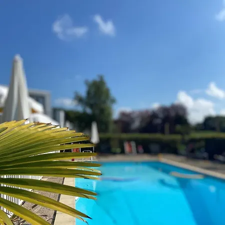 Mercure Parc Des Expositions 4*