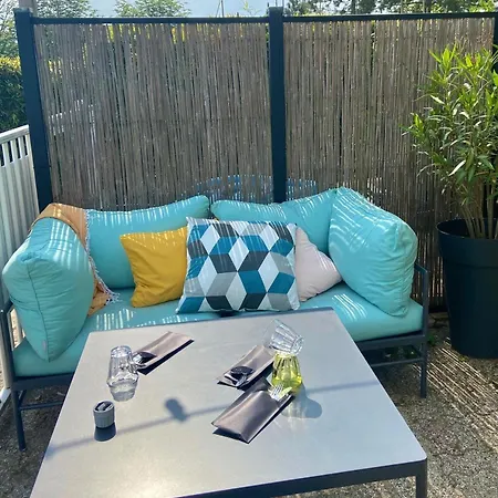 Hotel Mercure Parc Des Expositions 4*