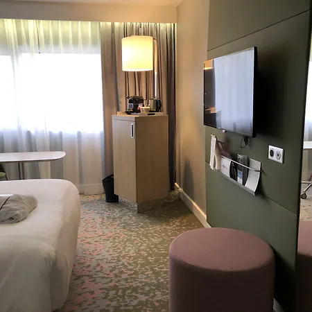 Mercure Parc Des Expositions Hotel