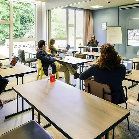 Mercure Parc Des Expositions 4*