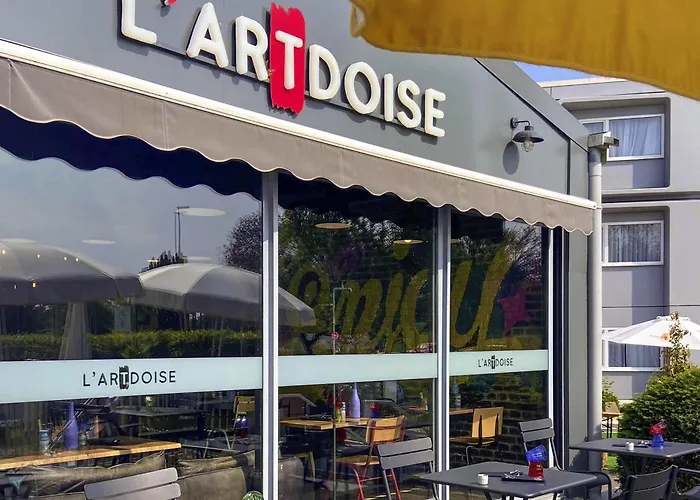 Hotel Mercure Parc Des Expositions 4*